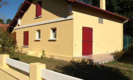 Rénovation façades maison ternies par le temps à Begaar (40400)